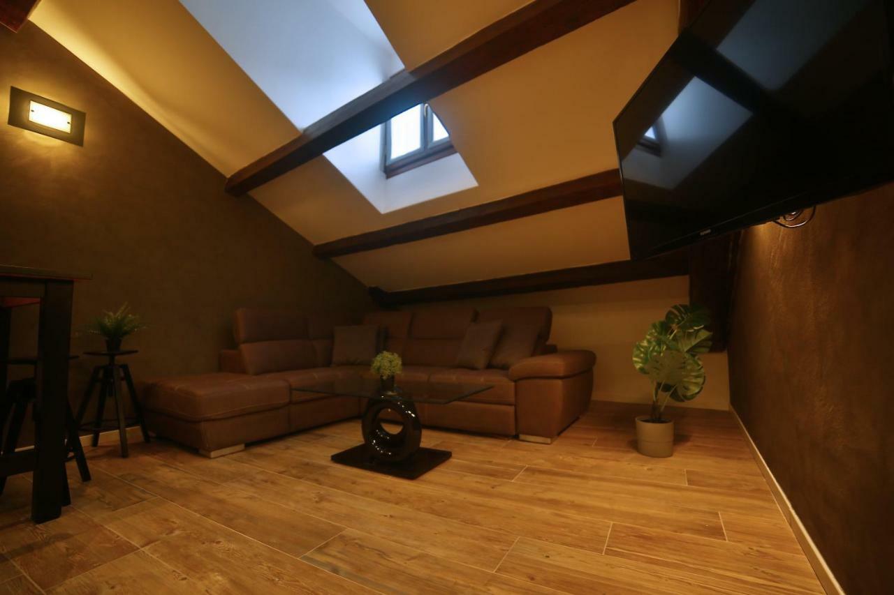 Moscova Attic Near Duomo Διαμέρισμα Μιλάνο Εξωτερικό φωτογραφία