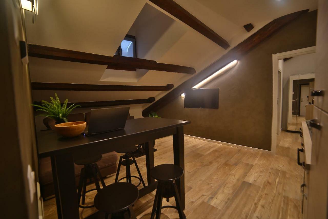 Moscova Attic Near Duomo Διαμέρισμα Μιλάνο Εξωτερικό φωτογραφία