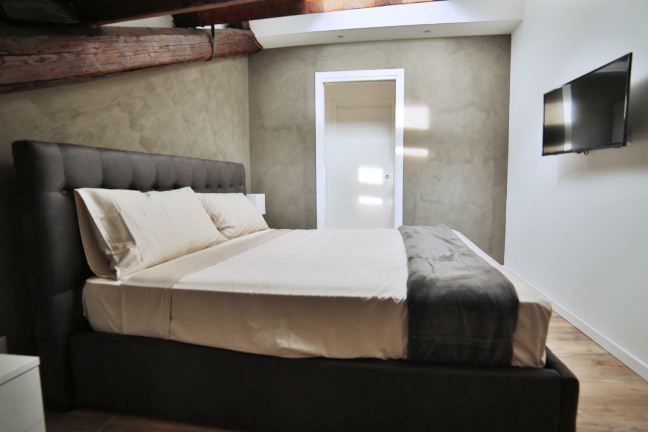 Moscova Attic Near Duomo Διαμέρισμα Μιλάνο Εξωτερικό φωτογραφία